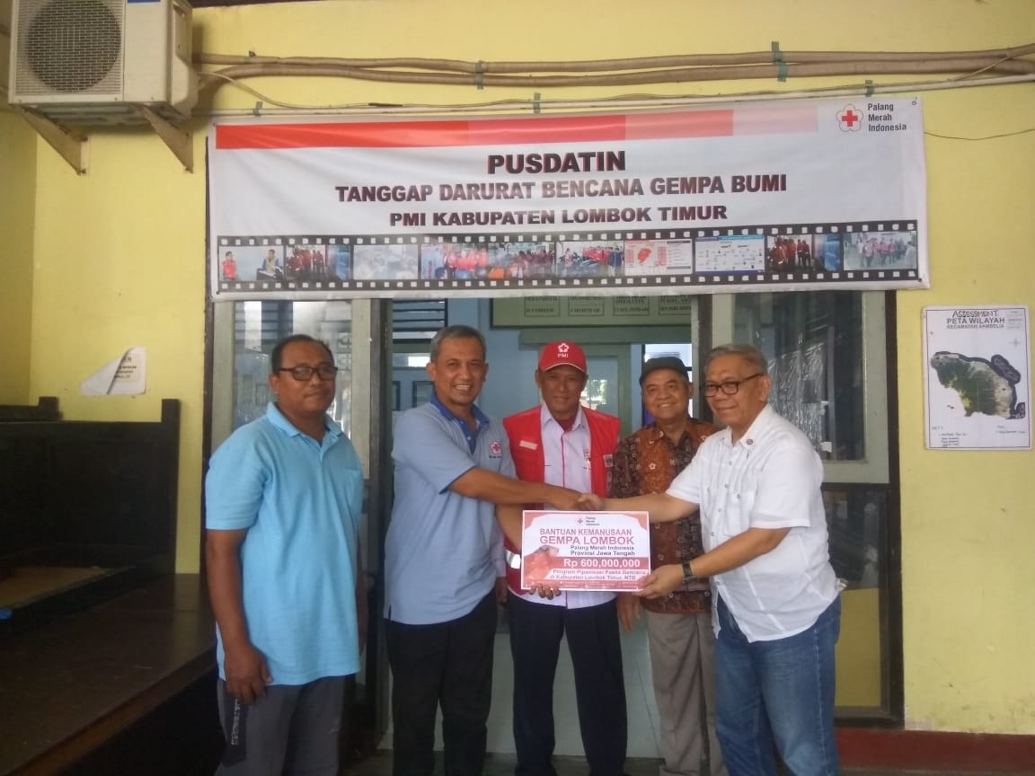 Penyerahan Donasi Lombok